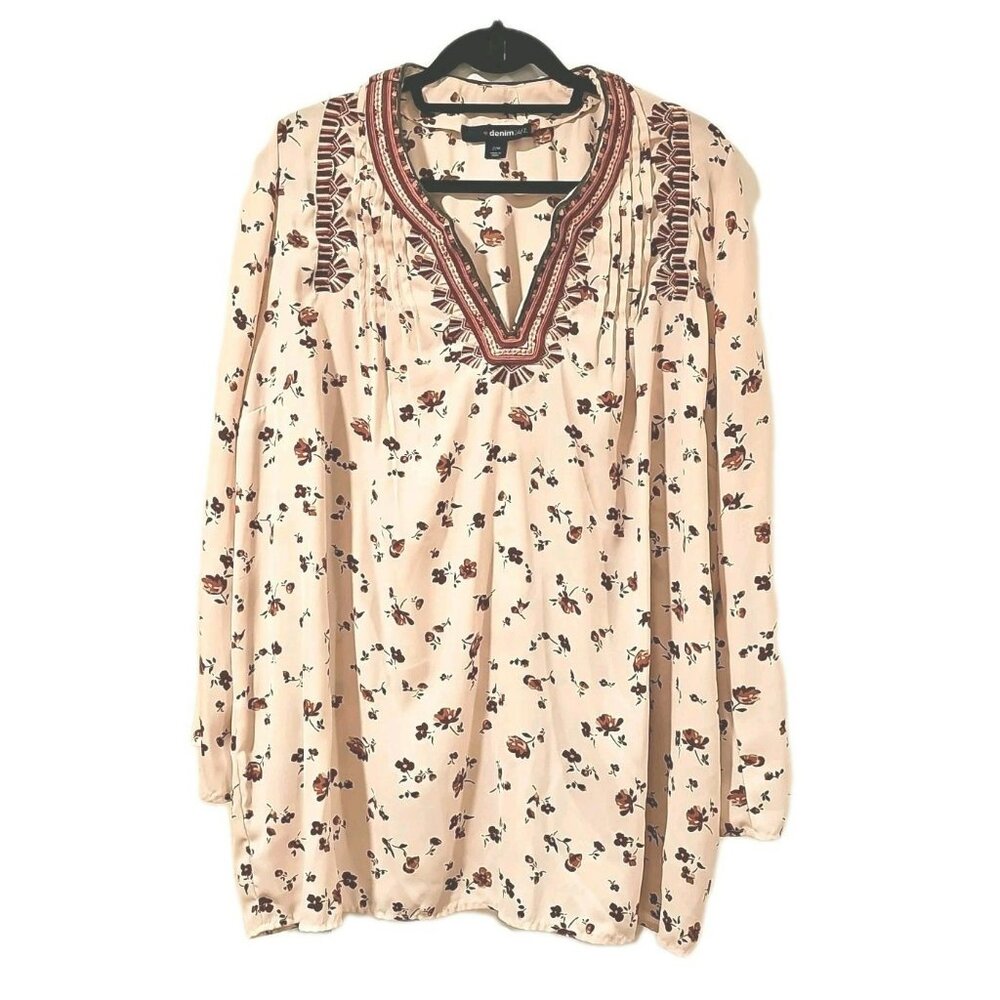 Denim 24/7 Soft Lovely Floral Soft Pink Sz 22W 2XL Pullover Embroidered Top
